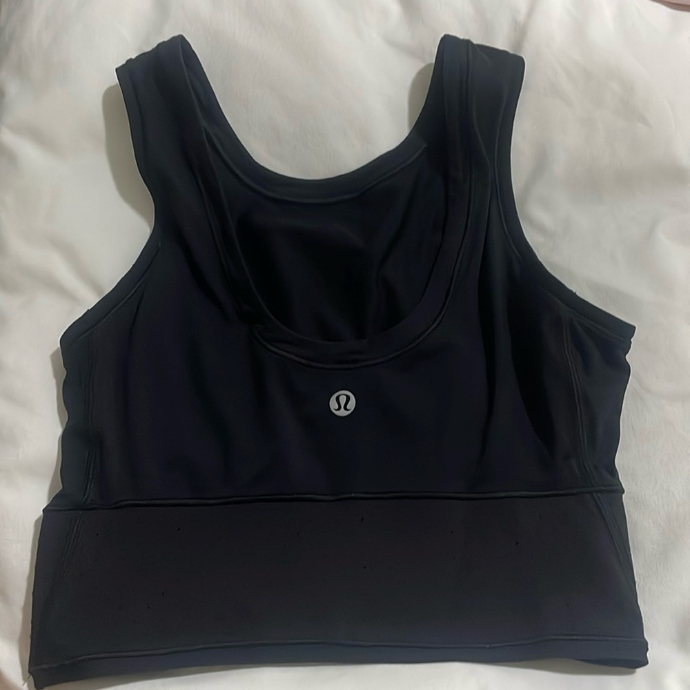 LULULEMON TANK TOP/CROP TOP